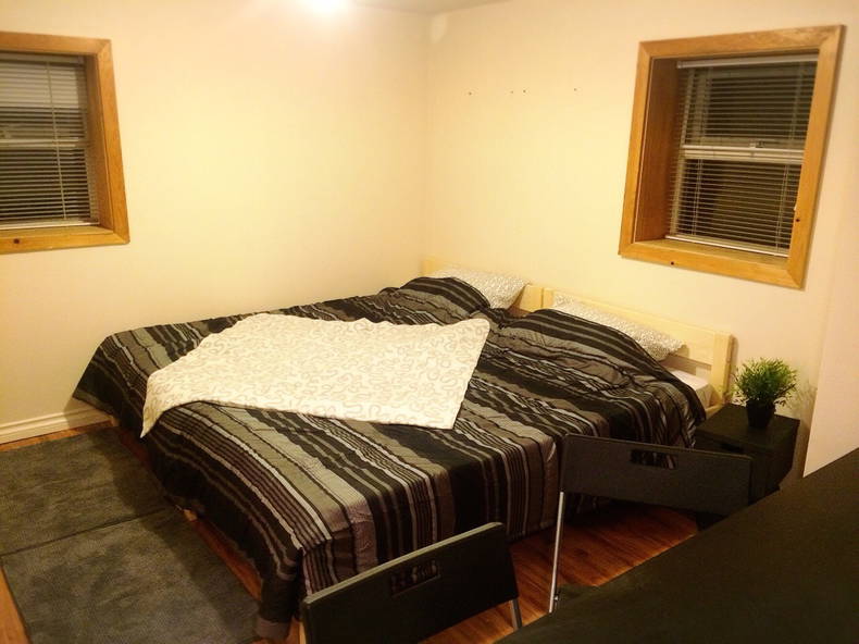 Colocation Vancouver 122895-2