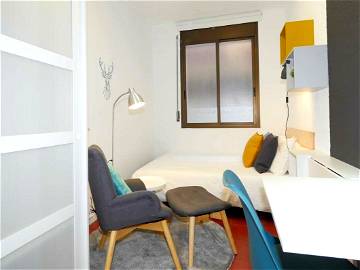 Room For Rent Barcelona 230632-1