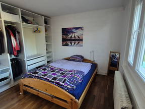 Lichte kamer te huur (niet-roken) + gratis parkeren