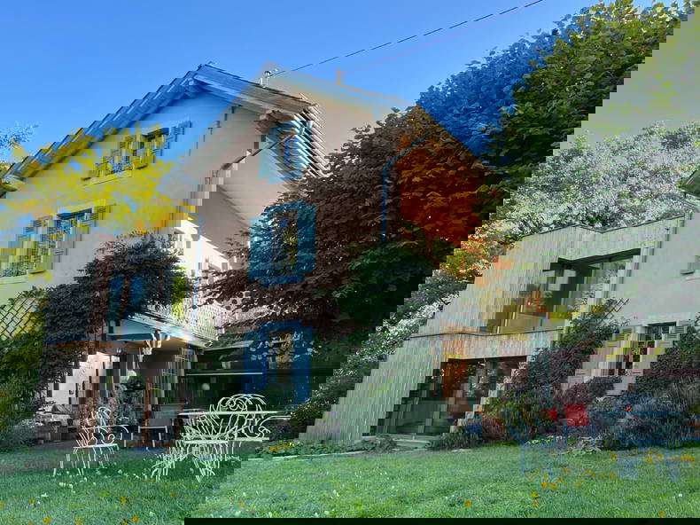 Hospedagem Em Casa De Família Troinex 330126-3