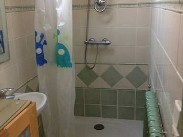 Homestay for rent in Gif-Sur-Yvette - photo 6: Bathroom-6