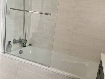Unterkunft beim Gastgeber zur Miete in Ambilly - Foto 8: Badezimmer-8
