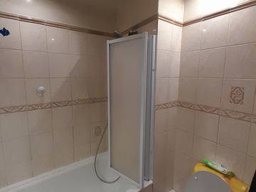 Chambre chez l'habitant à louer à Villeparisis - photo 6 : salle de bain-6