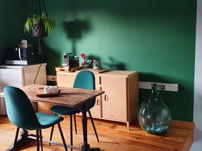 Habitación abuhardillada en el campo 