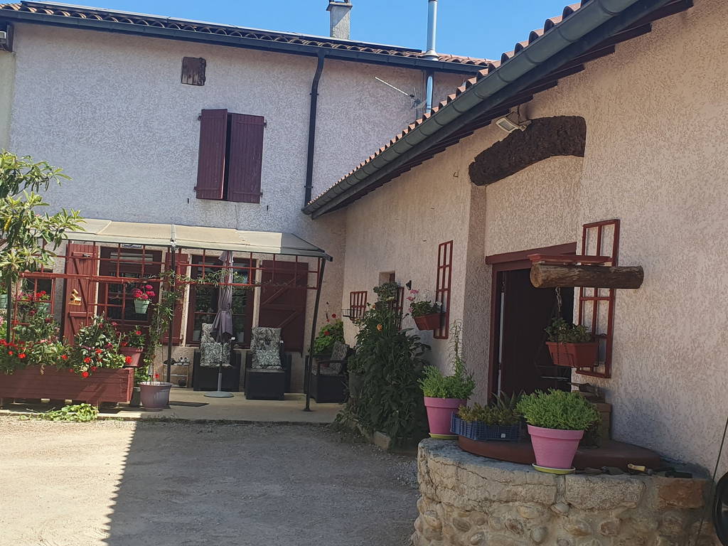 Colocation Blyes 257243-1