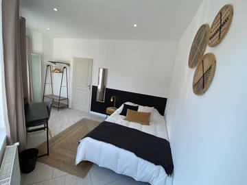 Shared housing for rent in Croix - photo 3-3