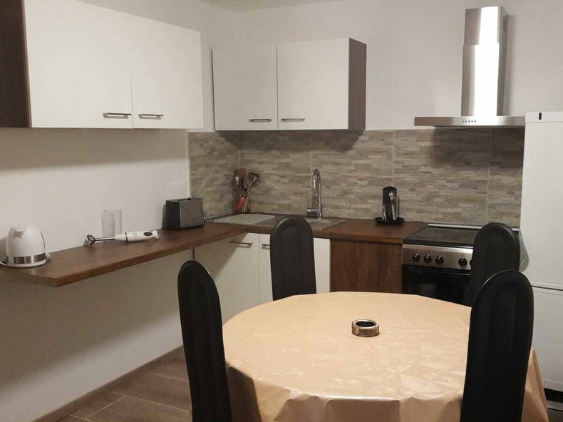 Hospedagem Em Casa De Família Cressier 216536-4