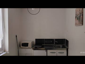 Studio À Louer Saint-Amand-Montrond 580156