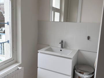 Wohngemeinschaft zur Miete in Etterbeek - Foto 8 : Badezimmer-8