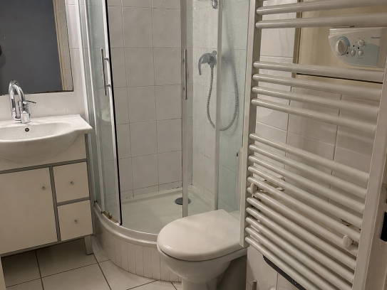 Unterkunft Beim Gastgeber Saint-Genis-Laval 28022-3