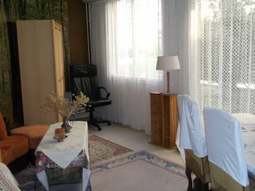 Room For Rent Paris 63203