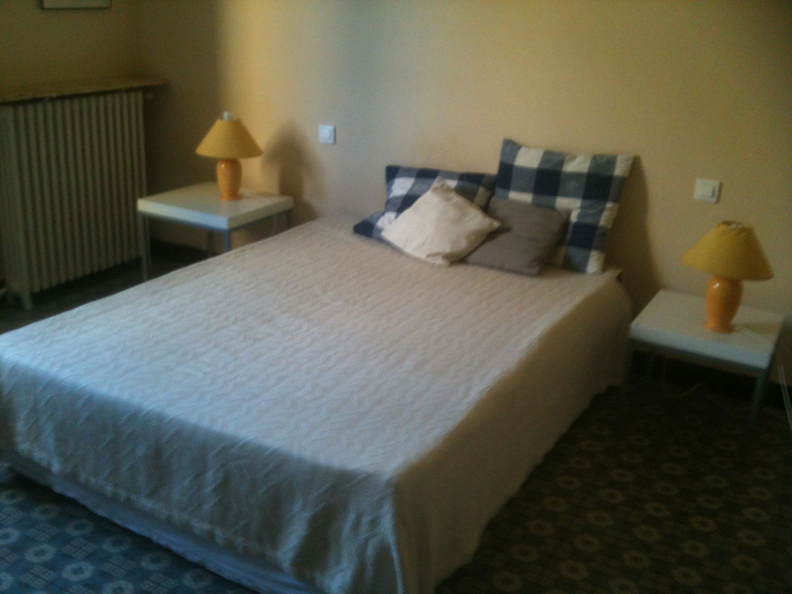 Chambre Chez L'habitant Cabannes 88543