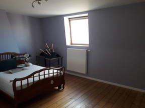 Se alquila habitación amueblada