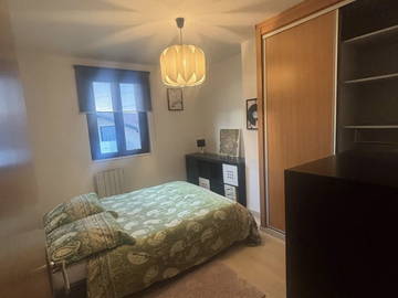 Chambre meublée à louer