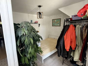 Homestay for rent in Montréal - photo 7: Bedroom-7