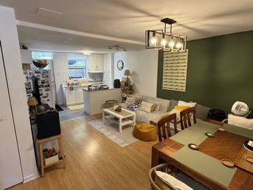 Homestay for rent in Montréal - photo 18: Other room-18
