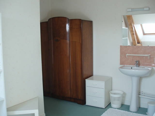 Homestay Dreux 44194-3