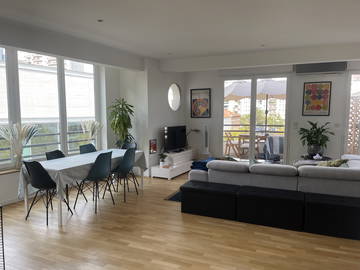 Chambre chez l'habitant à louer à Courbevoie - photo 1-1