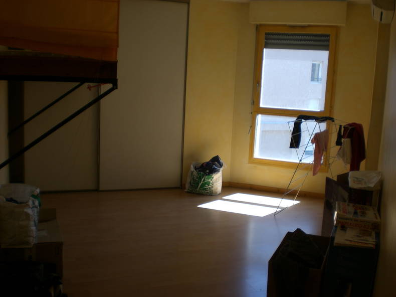 Colocación Lyon 12105-3