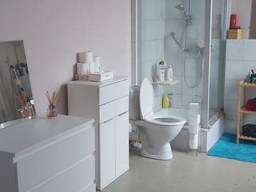 Chambre chez l'habitant à louer à Colfontaine - photo 5 : salle de bain-5