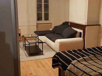 Roomlala | Chambre meublée à Louer - Grande Colocation à Morges