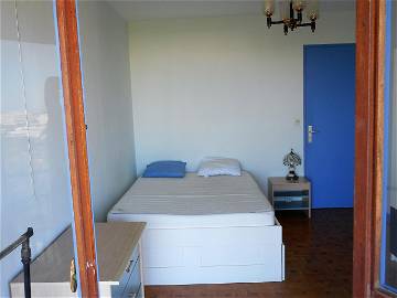 Roomlala | Chambre Meublee à Louer Marseille