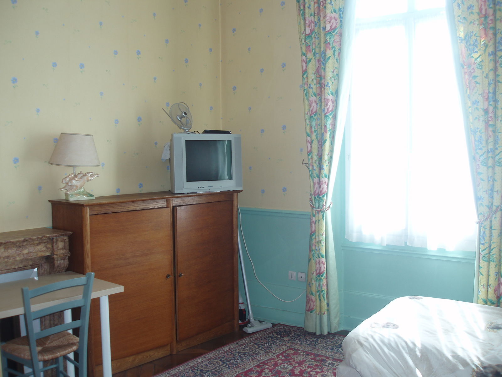 Chambre Chez L'habitant Dreux 74420