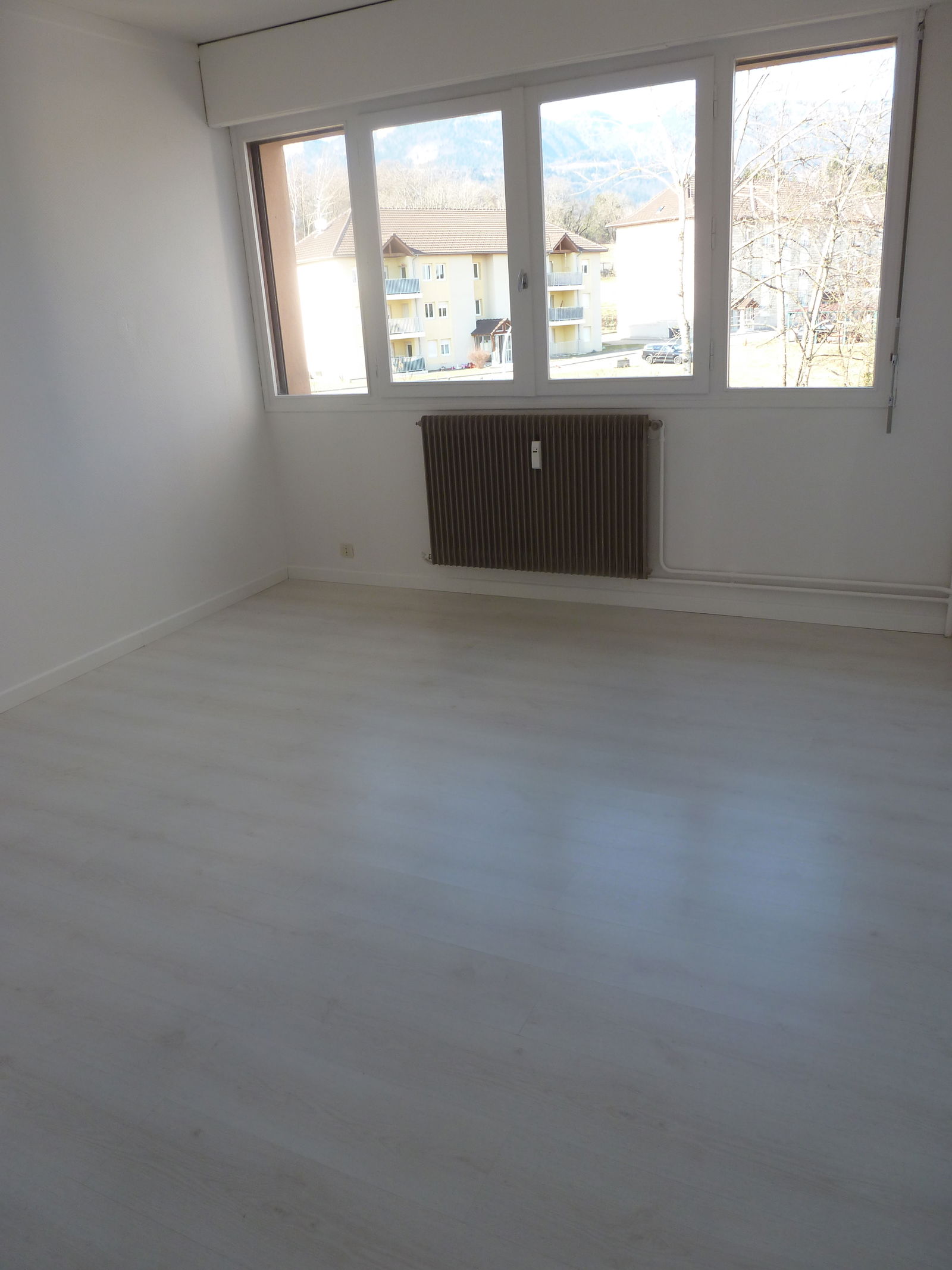 Colocation Gex 609453
