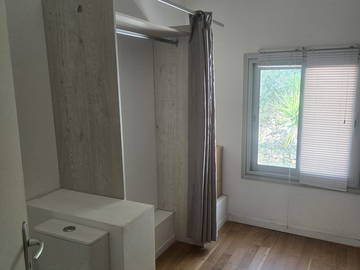 Habitación en casa del anfitrión en renta en Toulon - foto 8 : otra estancia-8
