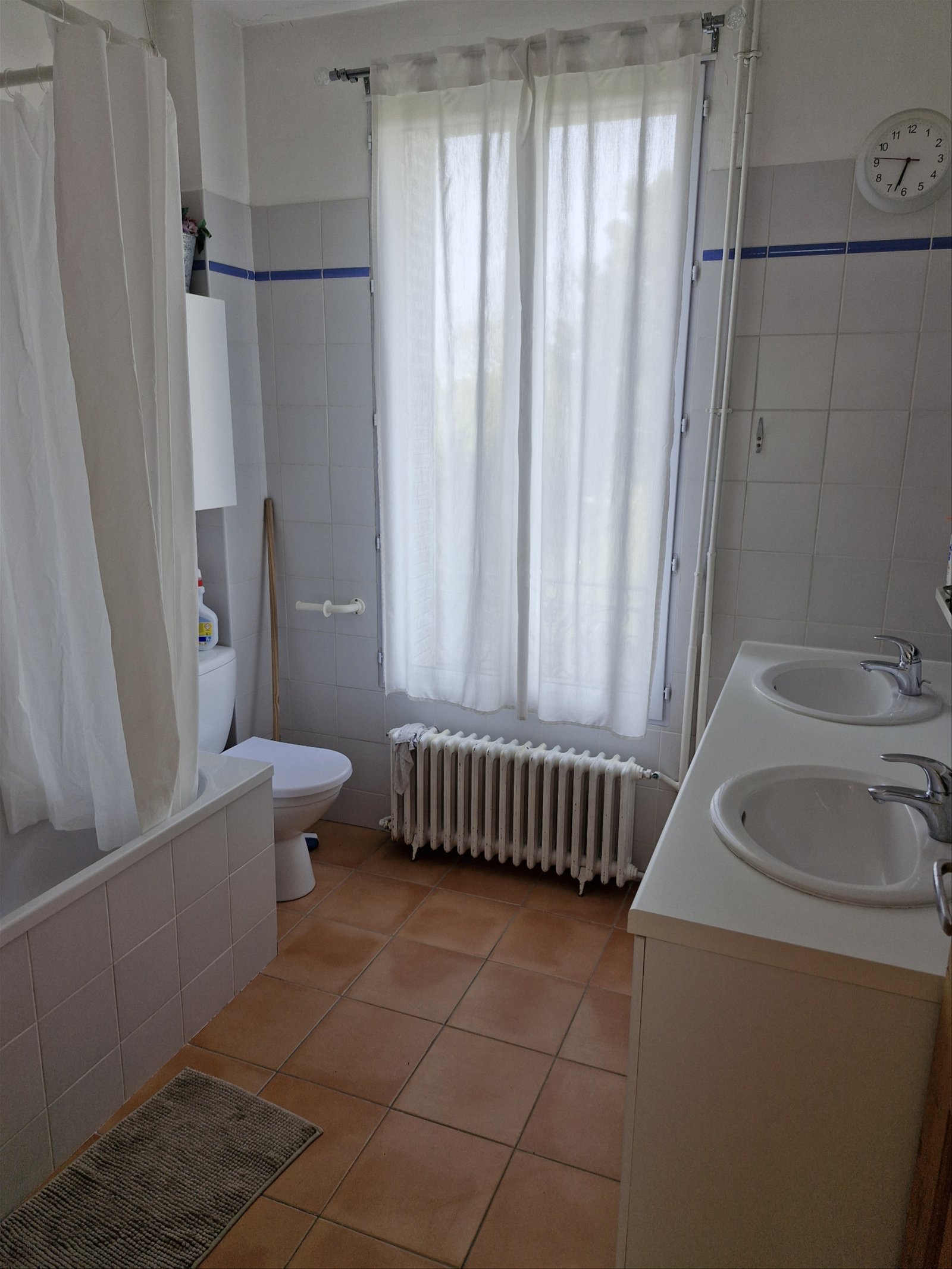Hemvistelse Taverny 372964