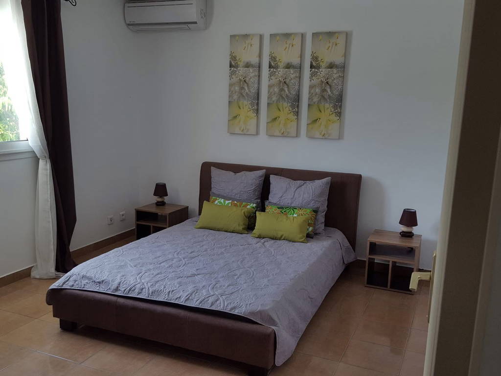 Chambre Chez L'habitant Saint-Pierre 666965-1