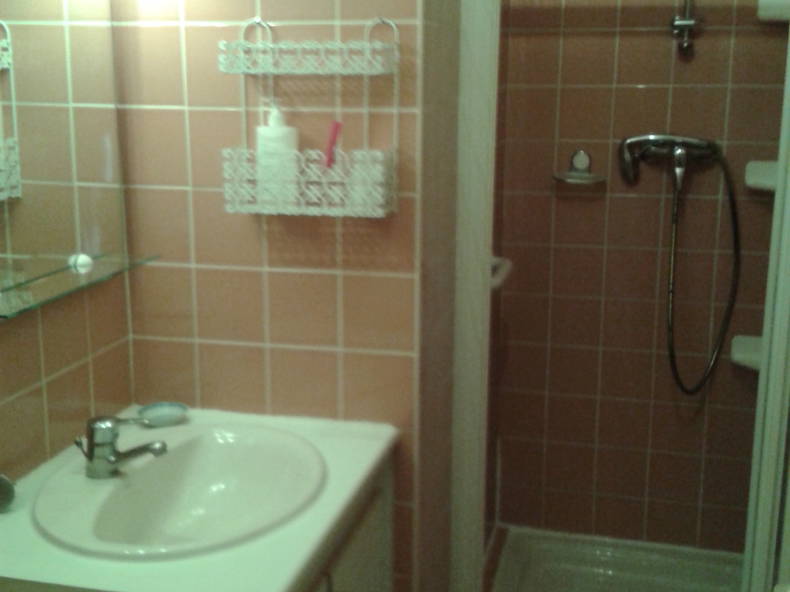 Homestay Aubignan 677204-3