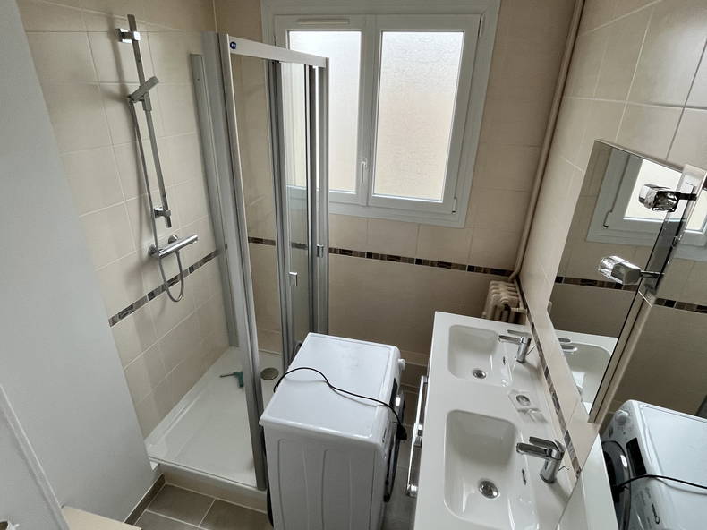 Colocation Laval 542585-5