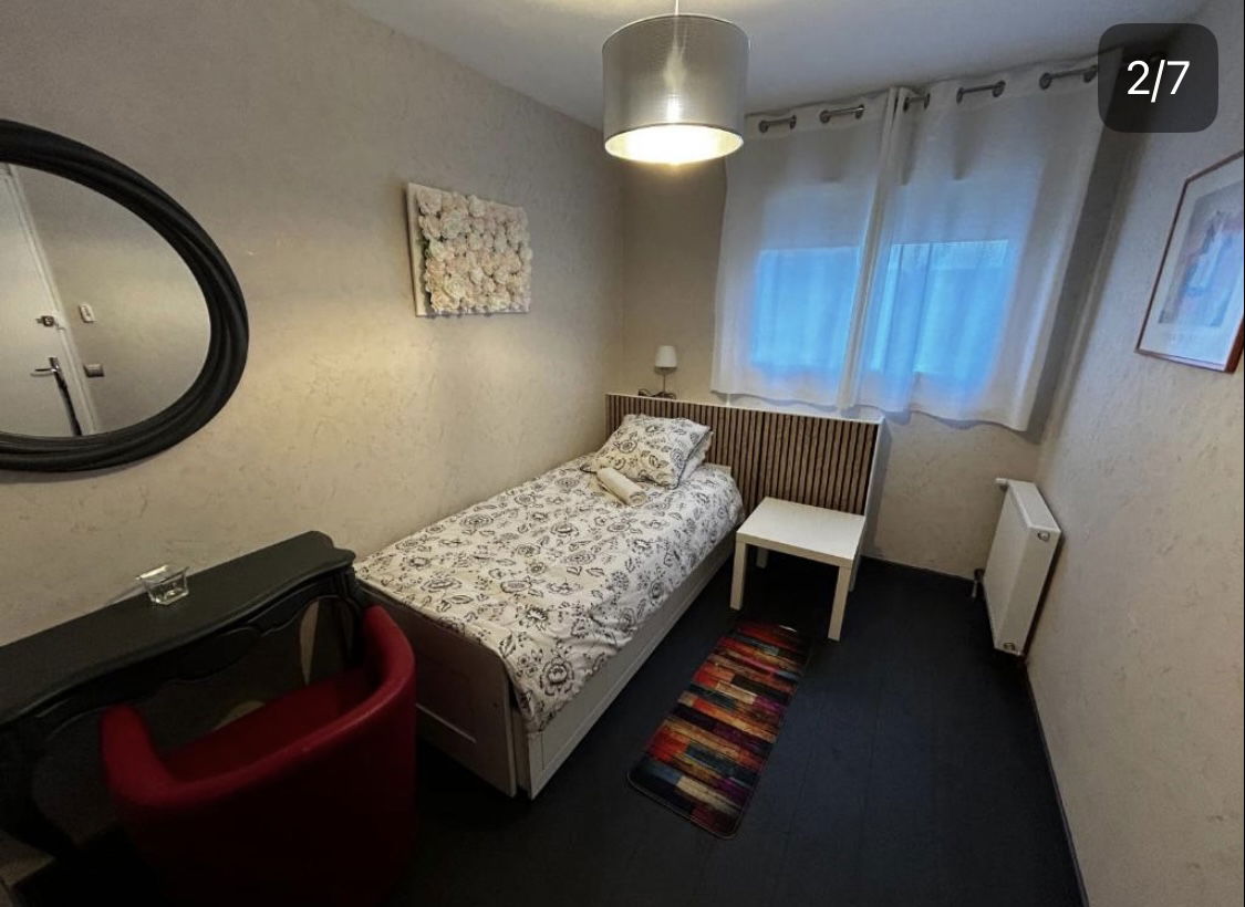 Chambre Chez L'habitant Vaulx-en-Velin 242187