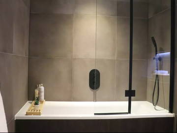 Chambre chez l'habitant à louer à Paris - photo 3 : salle de bain-3