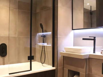 Chambre chez l'habitant à louer à Paris - photo 4 : salle de bain-4