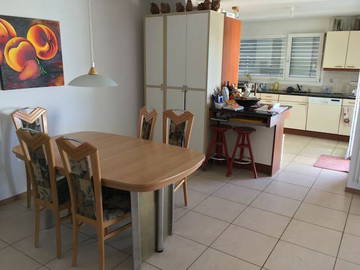 Wohngemeinschaft Villars-Sur-Glâne 209679-3