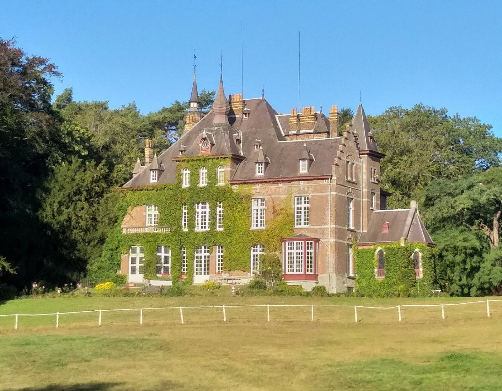 Gastgezin Villers-la-Ville 233785