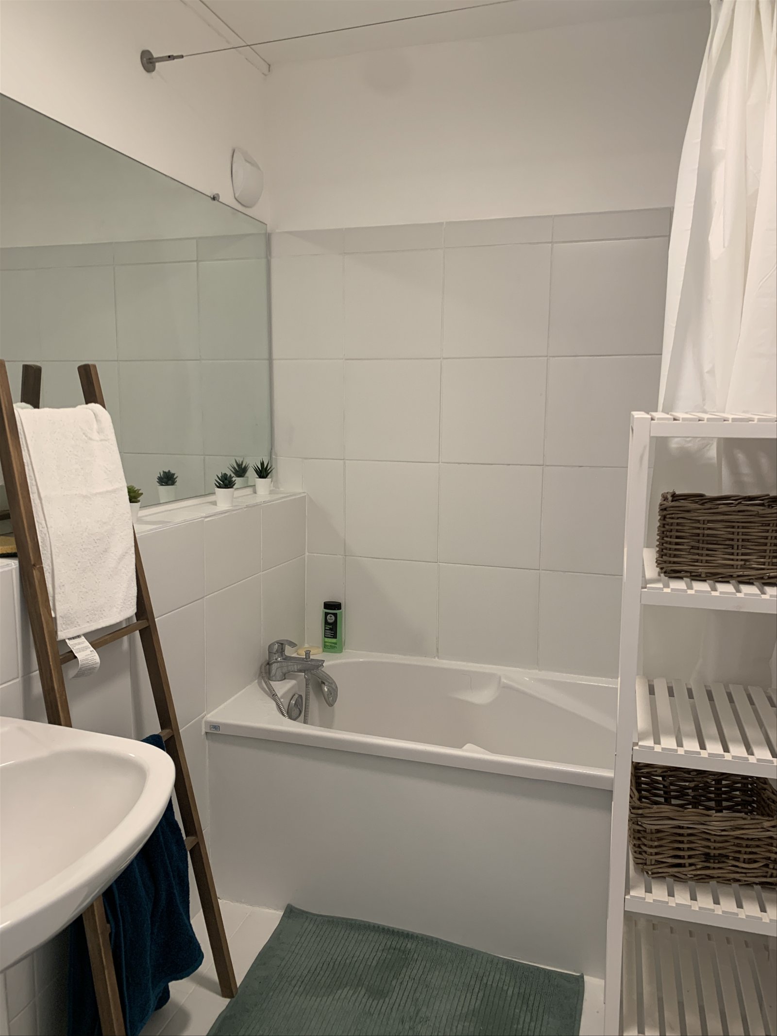 Colocatie Avon 315450