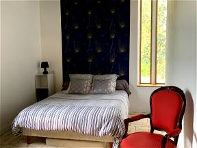 Furnished room in guest house