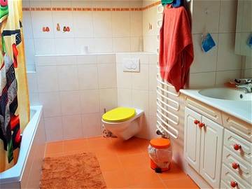Chambre chez l'habitant à louer à Orbe - photo 4-4