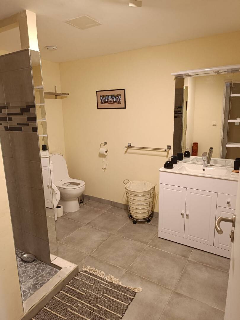 Chambre Chez L'habitant Nîmes 613898