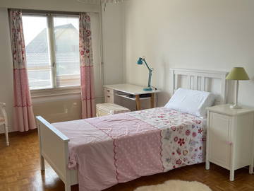 Chambre chez l'habitant à louer à Eysins - photo 4 : chambre-4