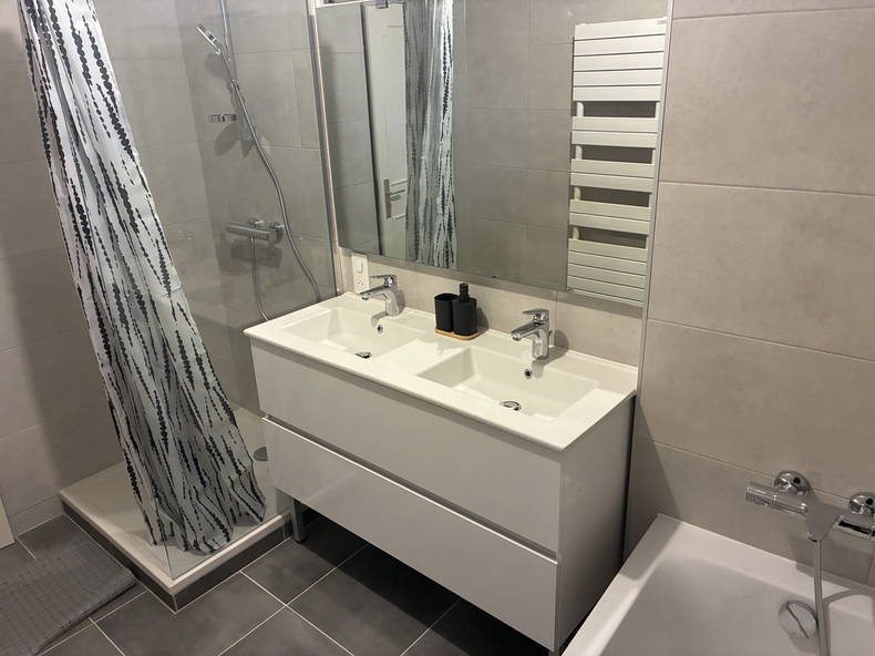 Colocation Savigny 660551-4