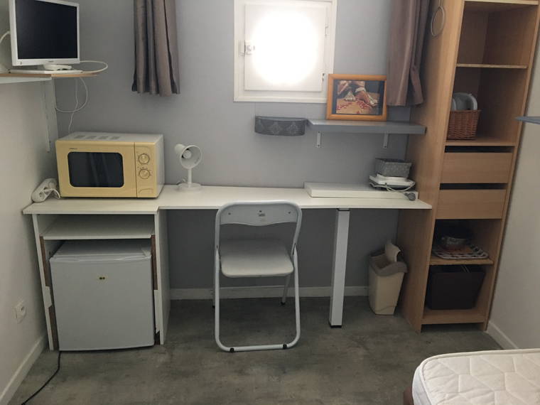Wg-Zimmer Angers 48016
