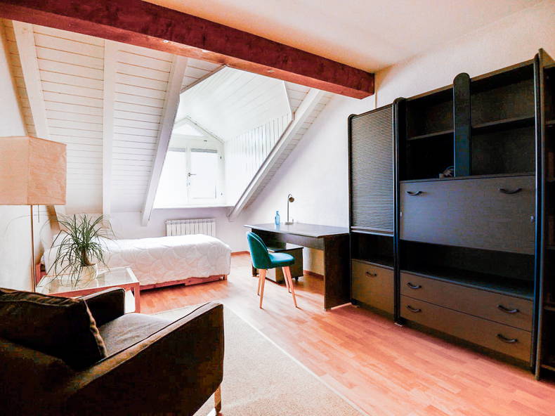 Homestay Sullens 232719-4