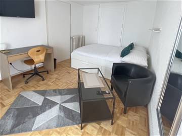 Roomlala | Chambre meublée Montreux