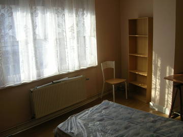 Room For Rent Loos 251389