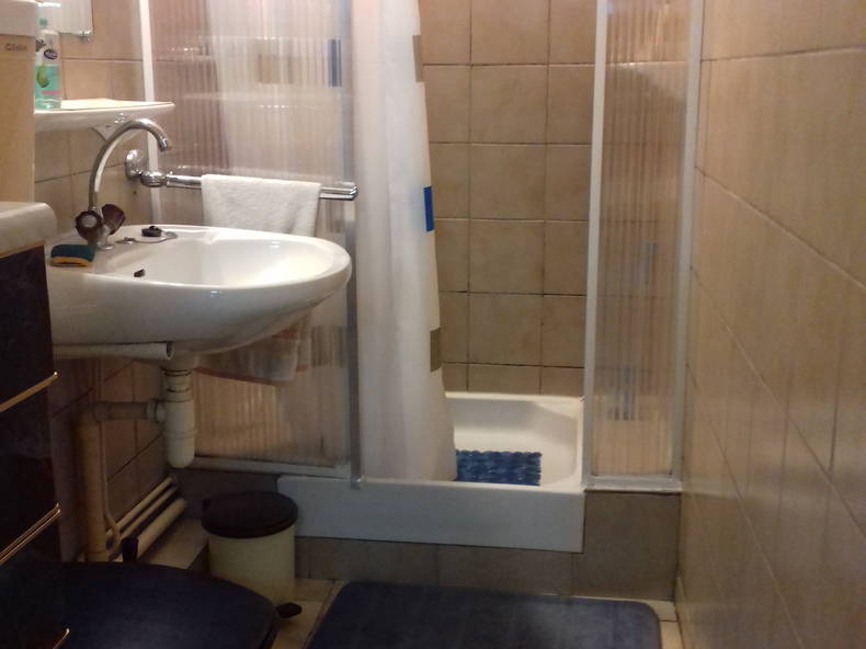 Chambre Chez L'habitant Rédéné 59176-5