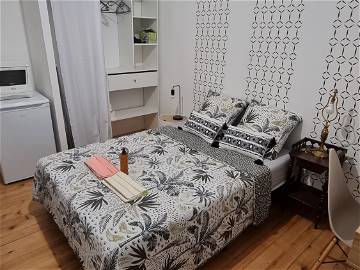 Roomlala | Chambre meublée tout Confort 1er étage cour